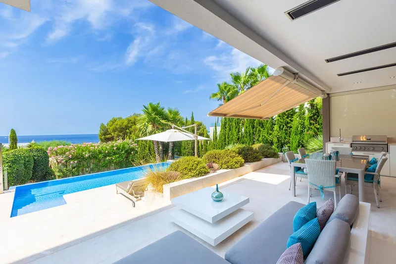 Design villa with sea views and exclusive amenities — photo 2