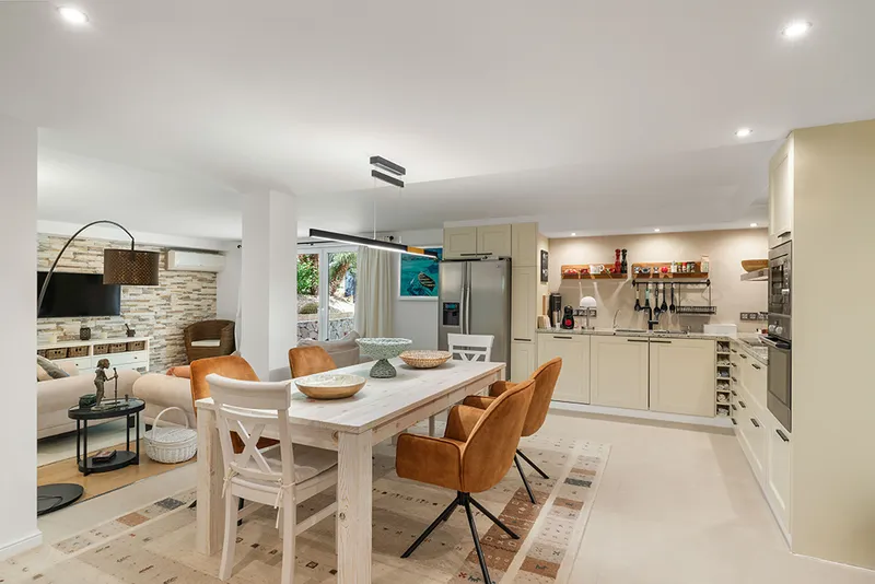 Private eco villa with hammam, jacuzzi and guest apartment in Santa Ponsa Mas — photo 10