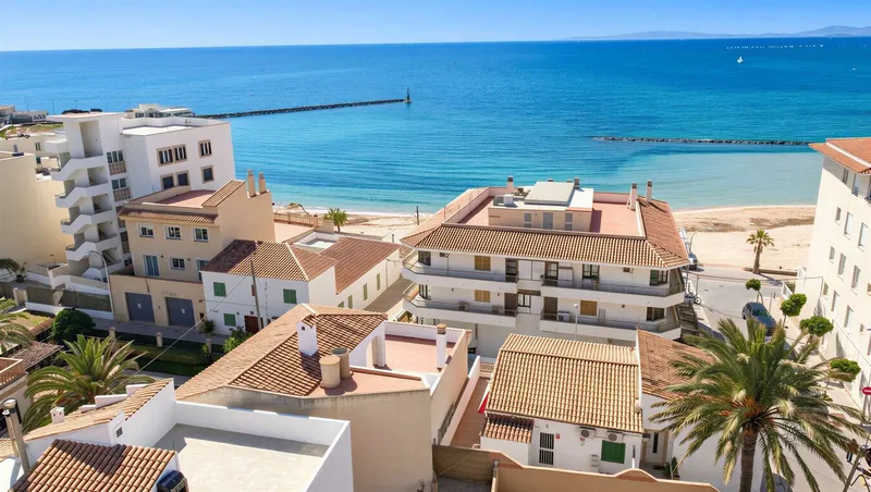 Seaside Living with a View—Exclusive Property in a Top Location — photo 11