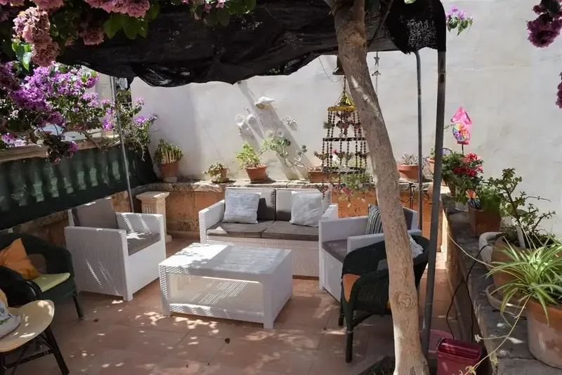 Spacious chalet with private pool and garden, set on 500 m² of land, in Colònia de Sant Pere. It has approx. 260 m² distri — photo 2