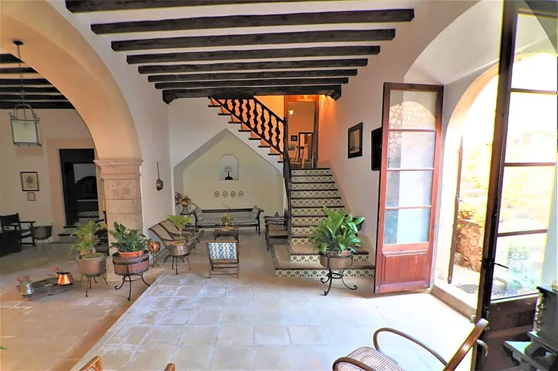 Manor house in Fornalutx — photo 3
