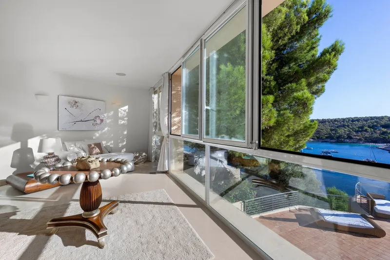 Exclusive villa in a stunning location with ocean access in Sol de Mallorca — photo 4