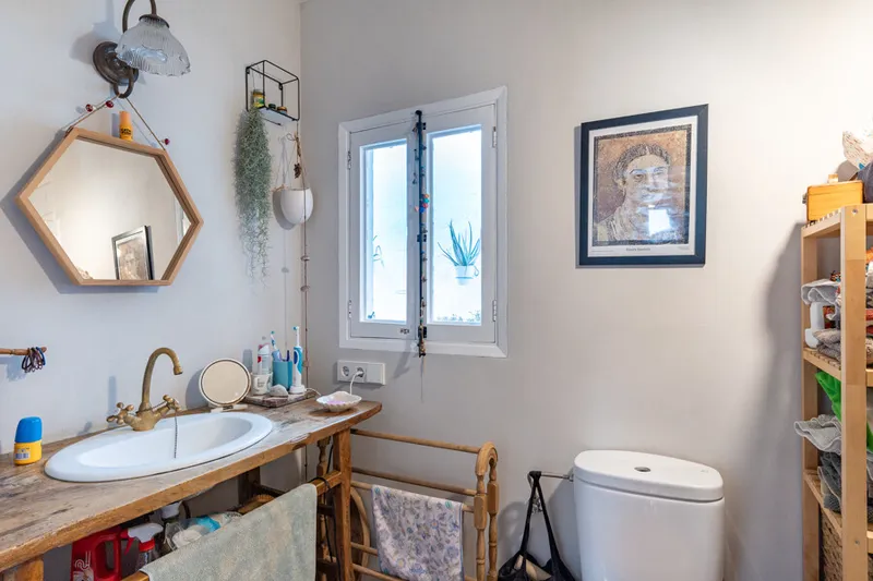 Charming Renovated Penthouse in the Heart of Santa Catalina — photo 8