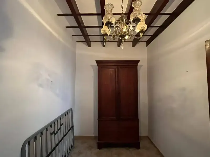 Manor house in Manacor with great renovation potential — photo 12