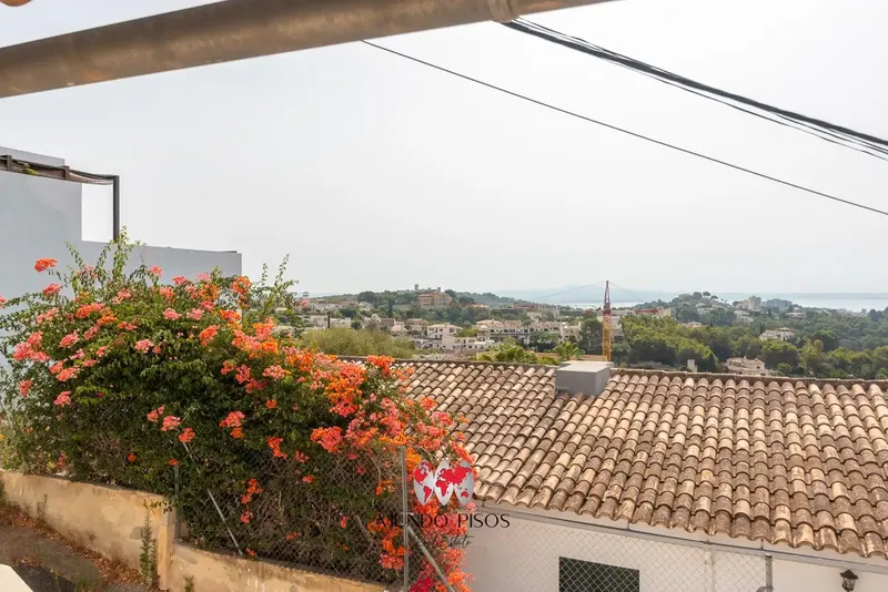 Charming townhouse to renovate with outdoor spaces and sea views in Génova, Palma de Mallorca, Balearic Islands — photo 5