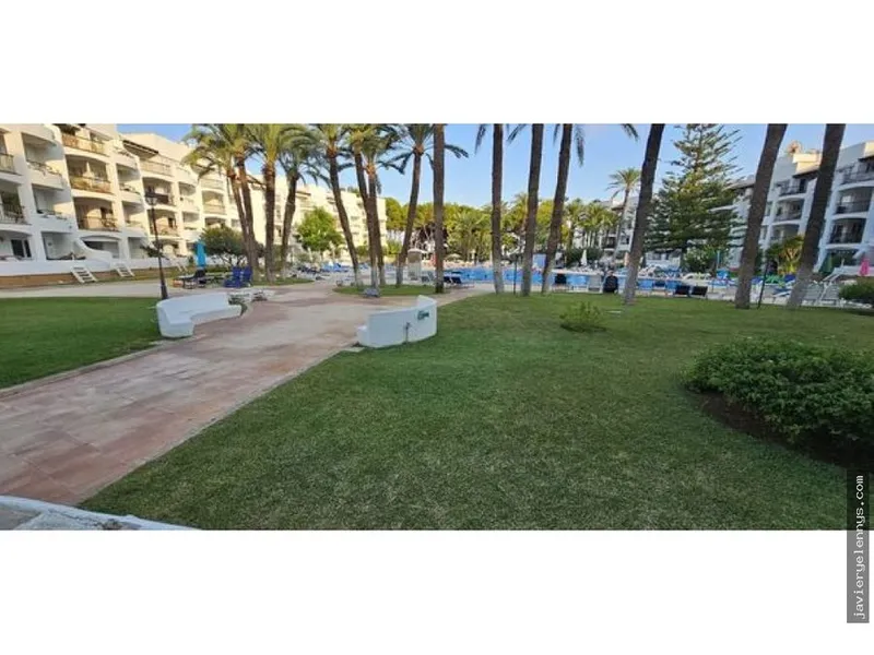 Apartment for rent on Avenida de les Savines — photo 1