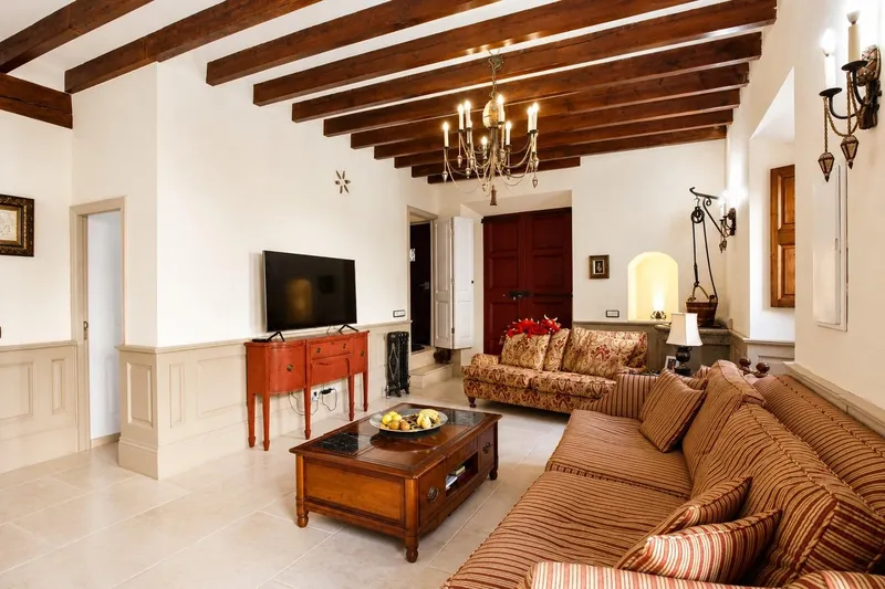 Beautiful fully renovated Mallorcan mansion in Calvia village — photo 5