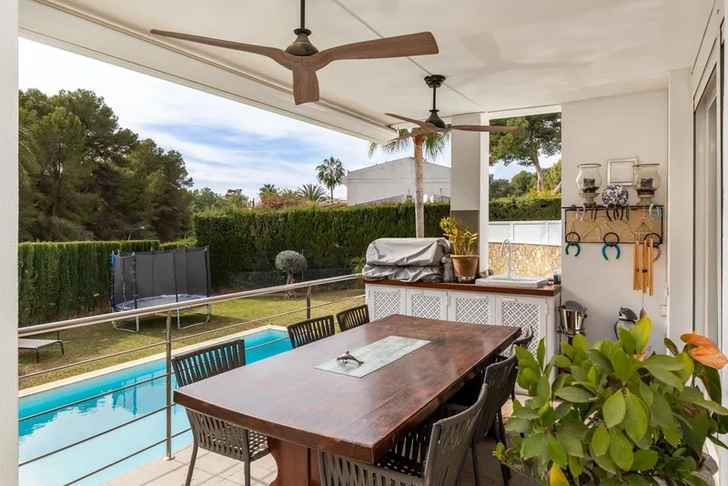 Modern villa close to the beach in Costa de la Calma — photo 5