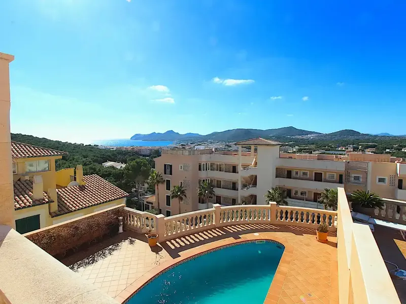 ABSTENERSE INMOBILIARIA Chalet de 300m2 en la emblematica zona de Es Pelats, una zona residencial de alto prestigio y muy cotizada de Cala R — photo 1