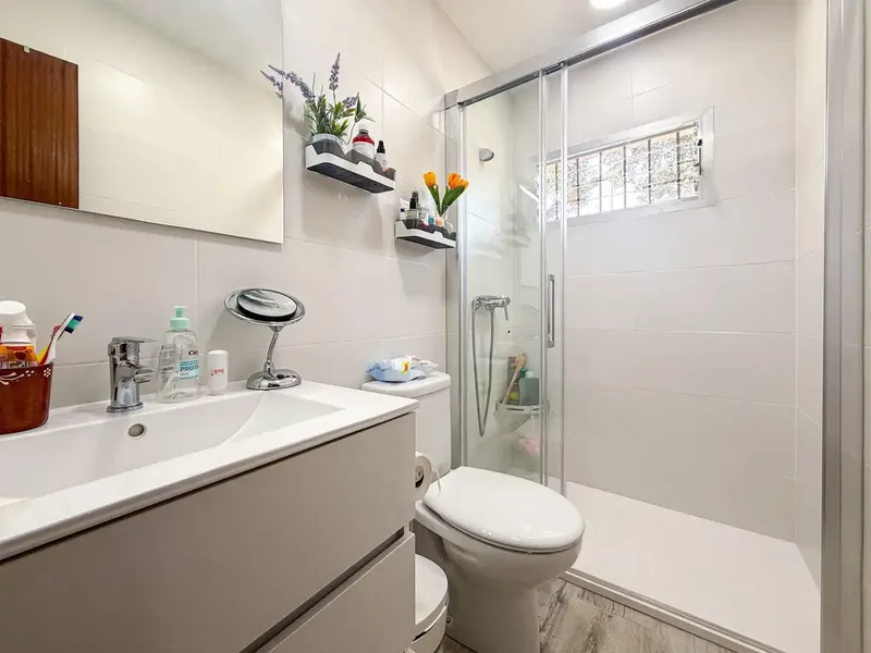 Discover this charming rustic estate offering the perfect combination of comfort and functionality. — photo 9
