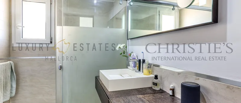 Penthouse in Santa Ponsa in first sea line — photo 6