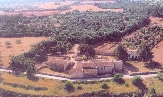Characteristic Mallorcan finca with grand views in Felanitx — photo 3