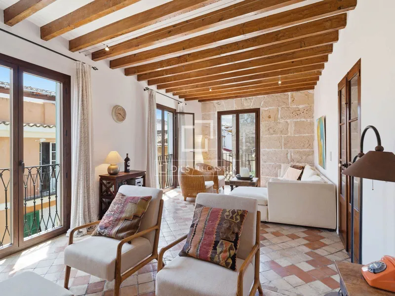 210m² penthouse with 40m² terrace for sale in Palma de Mallorca — photo 1
