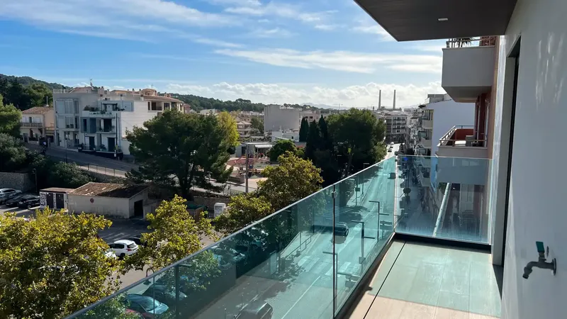 Luxury penthouse in the heart of Puerto de Alcudia, just 150m from the beach and a step away from all services such as pharmacies, restaurants — photo 7