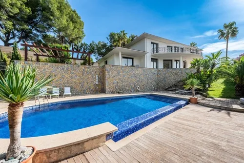 Luxury villa in Son Vida — photo 1