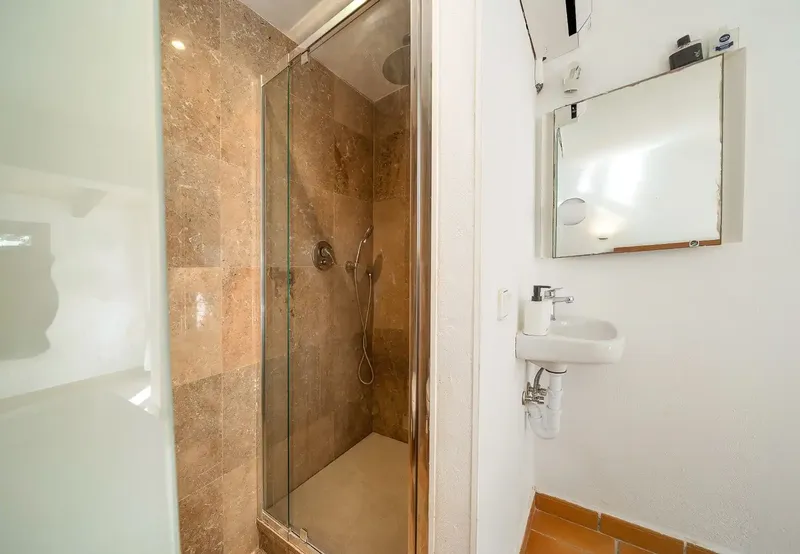 Near the Golf de Pollença is this finca with vacation rental license, with 138 m2 built on a plot of approx. 2.20 — photo 11
