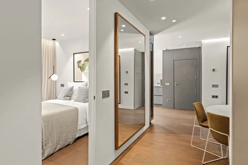 High-quality renovated dream apartment with sea views in Bendinat — photo 5