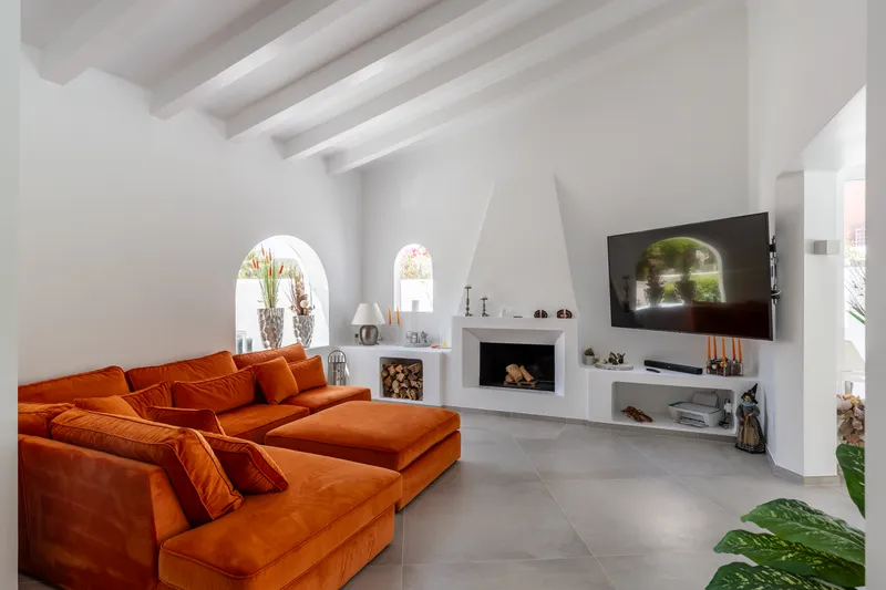 Villa in Santa Ponsa - Views over the green to the pool — photo 4