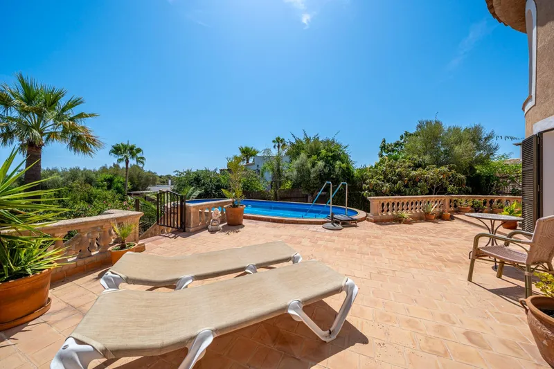 Chalet in S'Estany d'en Mas with sea views, pool and garden — photo 2