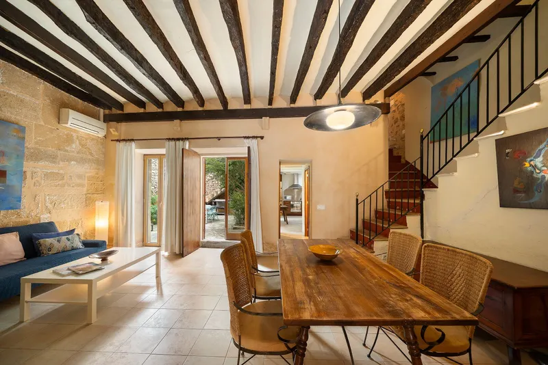 House in Pollensa of 404 m2 with patio, garage and ETV license — photo 2