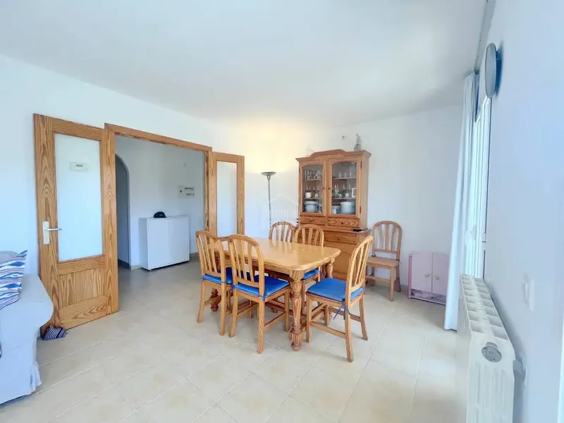 Impecable y soleado apartamento en primera planta, situado muy cerca de la playa de Cala Bona, del bonito puerto pesquero de la zona, así co — photo 5