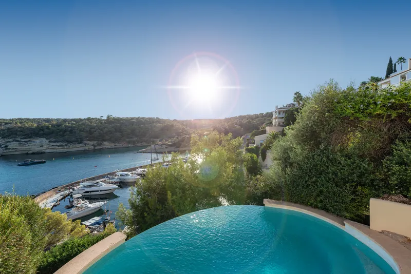Exclusive villa in a stunning location with ocean access in Sol de Mallorca — photo 12