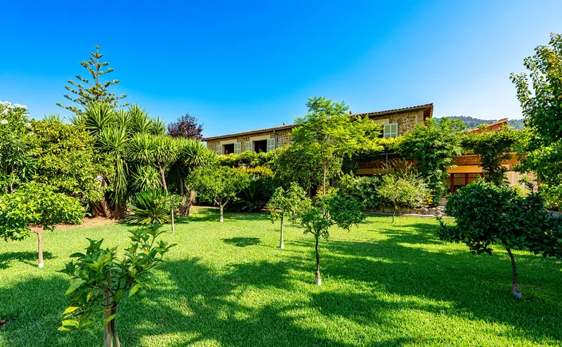 Country House with Pool and Panoramic Views — photo 8
