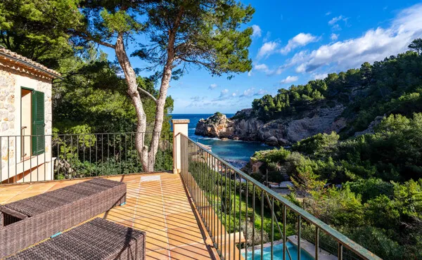 Home with infinity pool and sea views in Cala Deia — photo 1