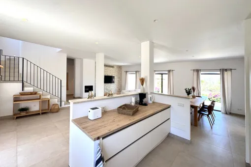 Campos, beautiful finca near Campos, 4 bedrooms, 3 bathrooms, pool, garage, and state-of-the-art technology — photo 12