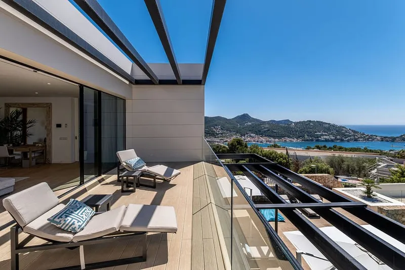 Exceptional Contemporary Villa with Panoramic Sea Views in Puerto de Andratx — photo 9