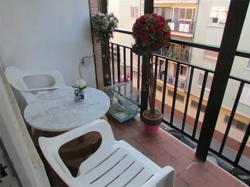 ABSTERNERSE INMOBILIARIAS. GRACIAS. Se vende piso de 85 m2 que consta de 3 habitaciones, 1 salon, 1 cocina, 1 baño, 1 trastero, 1 coladuria, — photo 4