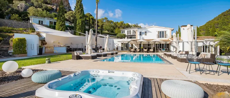 Modern Mediterranean finca near Port Andratx in the southwest of Mallorca with sea views and guest houses — photo 2