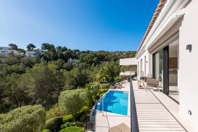 Exclusive new villa with saltwater pool for sale in Costa d'en Blanes, Mallorca — photo 1