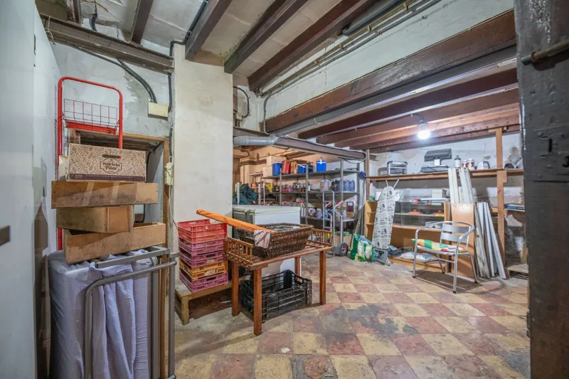 Former small supermarket for rent — photo 7