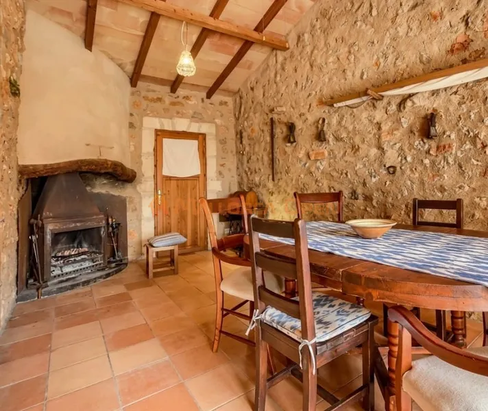 Beautiful stone house for rent in Vilafranca de Bonany, 20 minutes from the airport — photo 11
