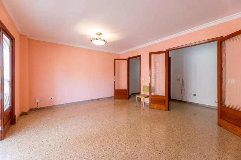 Excellent opportunity: spacious flat in S'Arenal de Llucmajor — photo 3