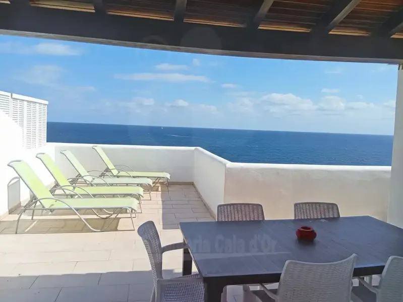 We present this penthouse on the second floor, located in the prestigious complex in the area of Es Fortí – Cala Egos, Cala d'Or, Mallorca. — photo 1