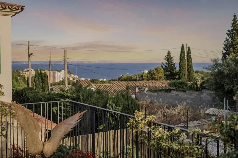 Sustainable designer house with sea views and saltwater pool in Génova — photo 1