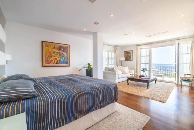 Contemporary villa with spectacular sea views for sale in Costa den Blanes, Mallorca — photo 11