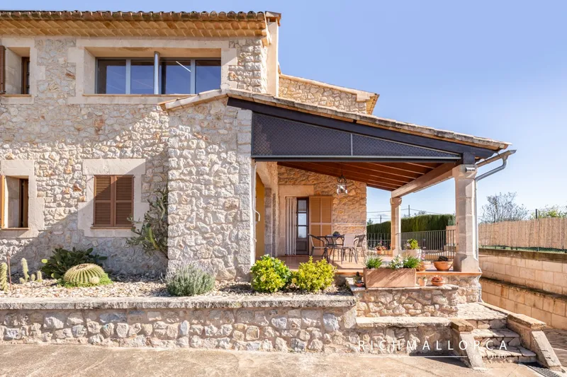Elegant Mallorcan Home with Patio, Views and Pool — photo 6