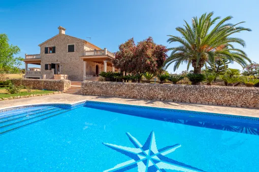 Lloret de Vistalegre, spacious finca in traditional style — photo 2