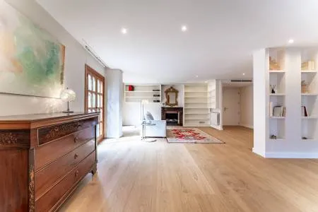 Flat - Palma de Mallorca (Cort), Built Surface 156m2, 3 Bedrooms, 2 Bathrooms, 800 Distance to the Sea, Lift. — photo 9