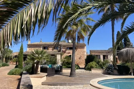Charming natural stone finca in a quiet area, with beautiful garden and pool, Llucmajor — photo 1
