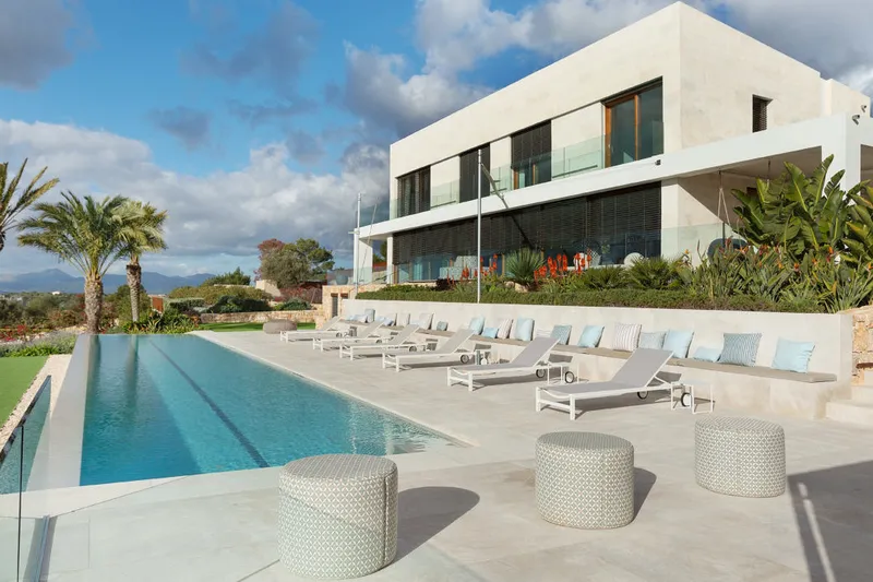 Fantastic property in modern finca style with far-reaching and sea views — photo 10
