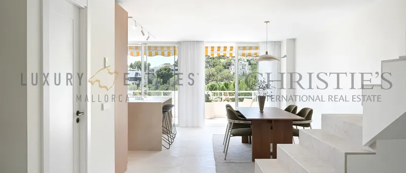 Modern renovated triplex penthouse in Cas Catalá with sea views within walking distance of the harbor — photo 5