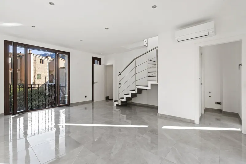 Modern village house for sale in Sóller with fantastic views of the Tramuntana mountains — photo 2