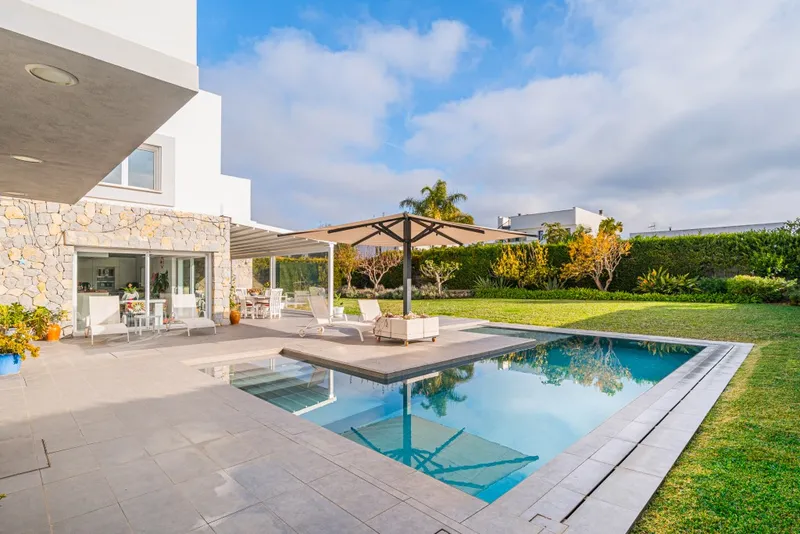 El Toro - Port Adriano prestigious area house for sale with many special features and private terrace — photo 3