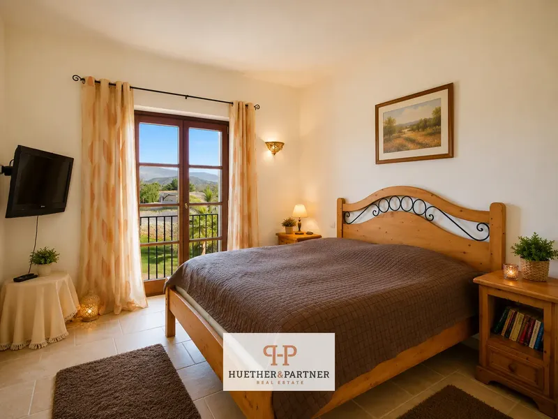 Natural stone finca in Santanyí with sea views, guest house and absolute privacy — photo 12