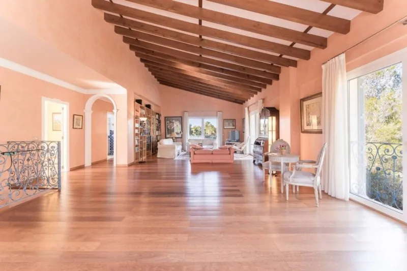 Spacious Mediterranean villa with sprawling grounds for sale in Santa Ponsa — photo 7