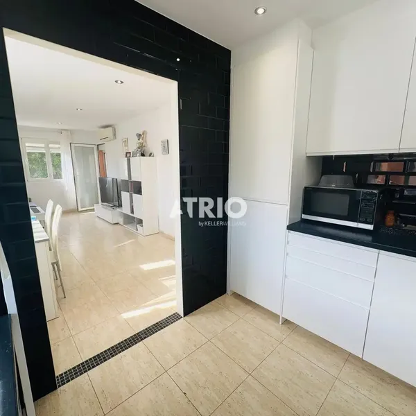 Apartment for sale in Son Ferrer, located in a building from 2003, in very good condition and ready to move in. — photo 6